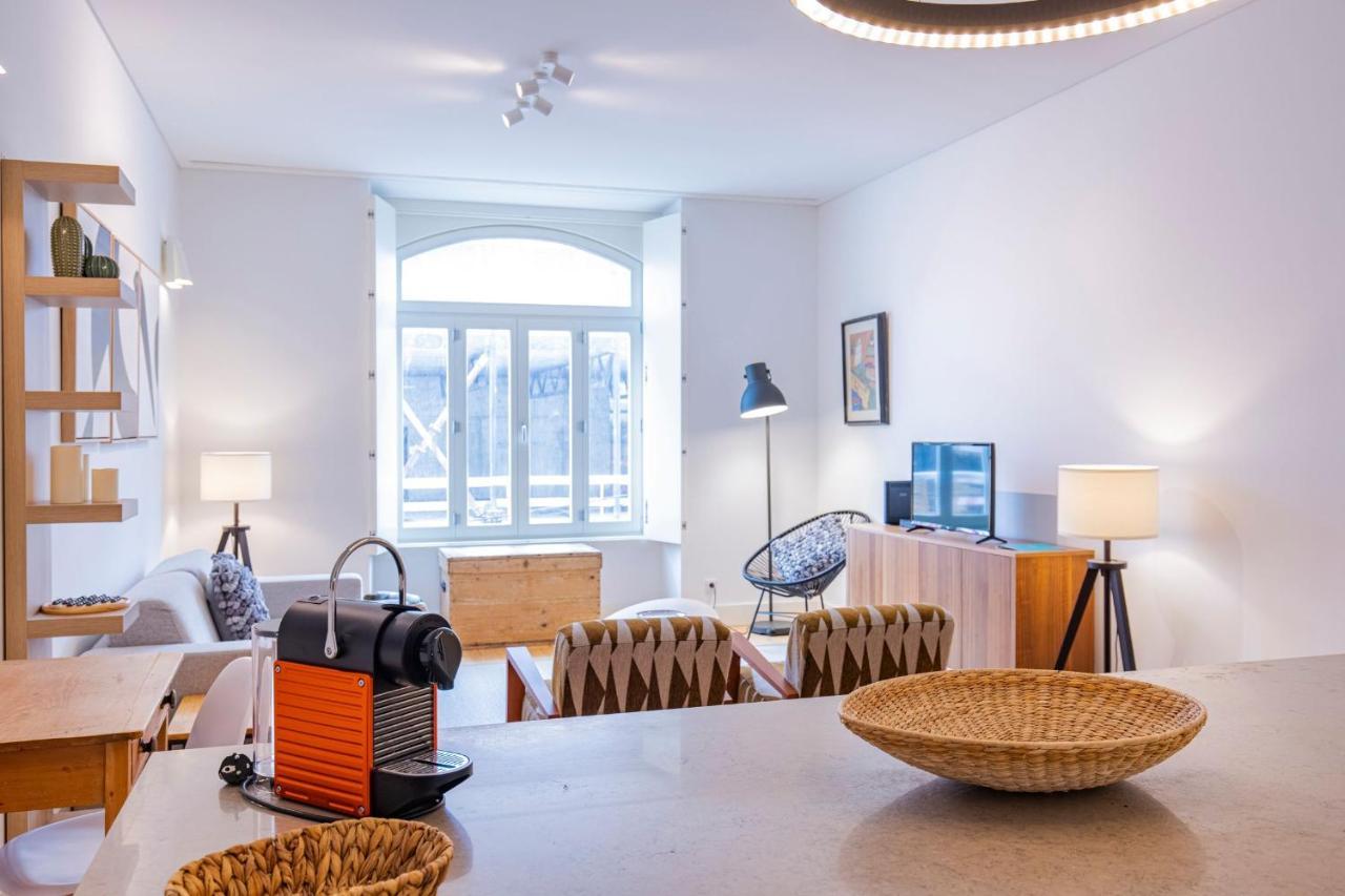 Modern Rustic Flat In Santos By Lovelystay Lisboa Ngoại thất bức ảnh