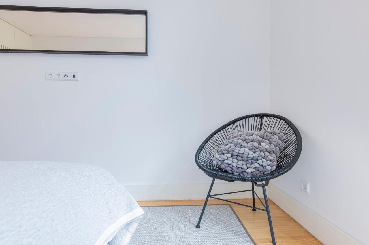 Modern Rustic Flat In Santos By Lovelystay Lisboa Ngoại thất bức ảnh