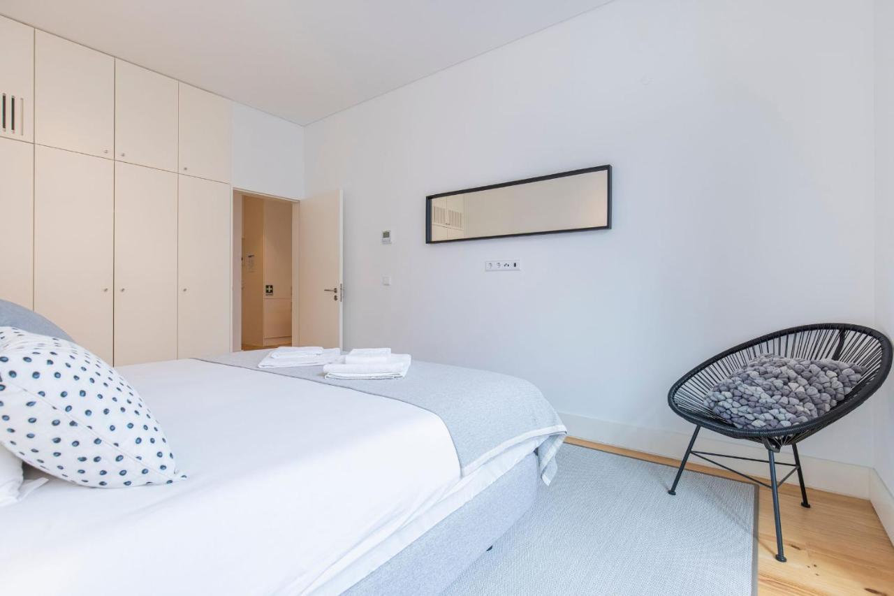 Modern Rustic Flat In Santos By Lovelystay Lisboa Ngoại thất bức ảnh