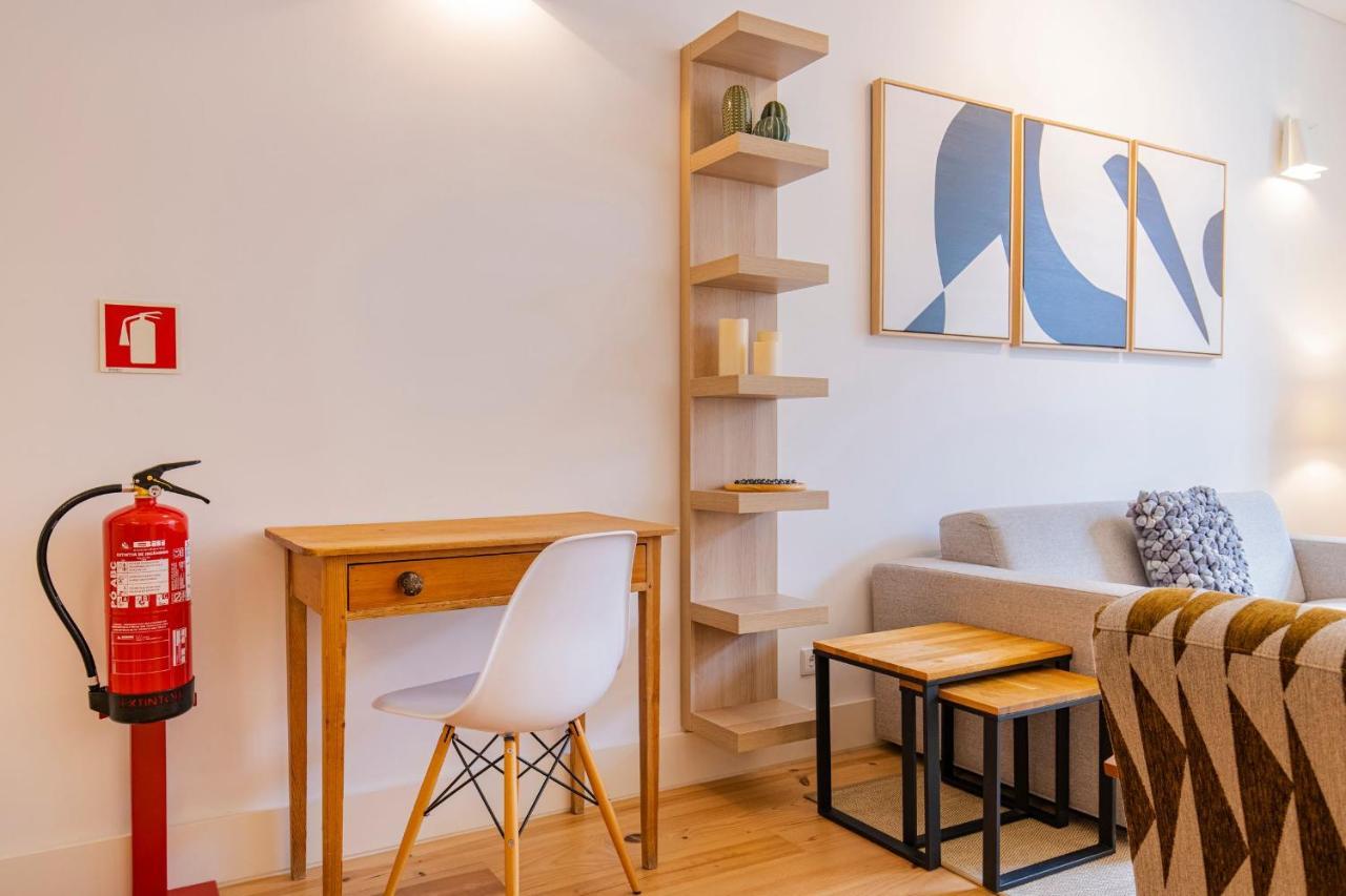 Modern Rustic Flat In Santos By Lovelystay Lisboa Ngoại thất bức ảnh