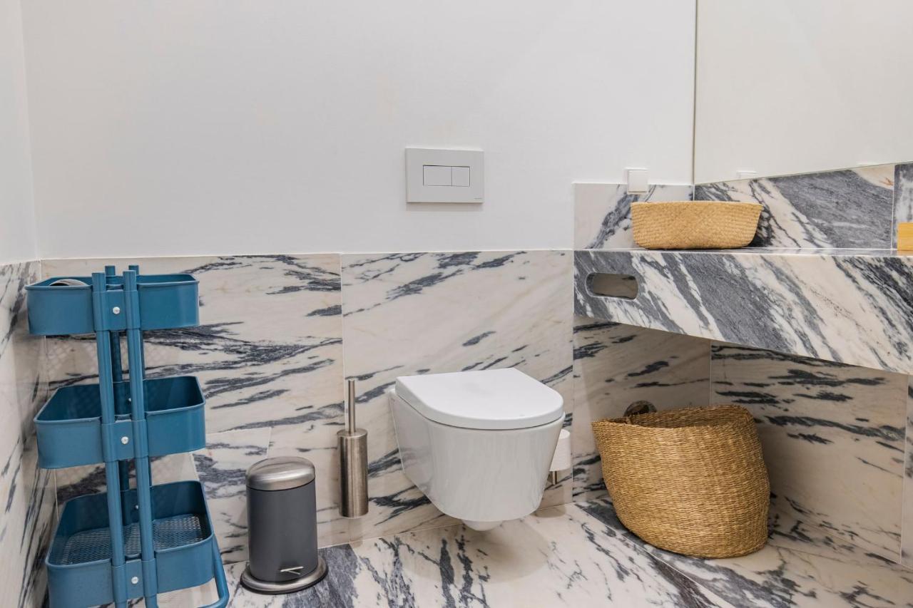 Modern Rustic Flat In Santos By Lovelystay Lisboa Ngoại thất bức ảnh